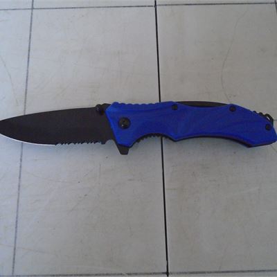 BLUE FOLDING KNIFE