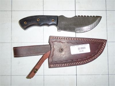 KNIFE TRACKER BLACK HANDLE