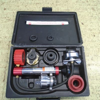 Car and Light Truck Cooling System Pressure Tester Kit